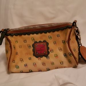 Dooney & Bourke